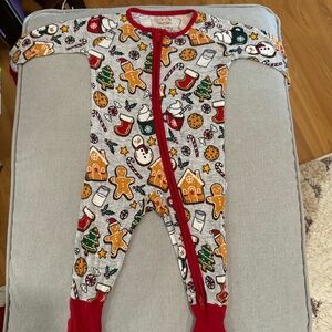 HTF Gray Cookie Christmas Little Sleepies Zippy 3-6mo